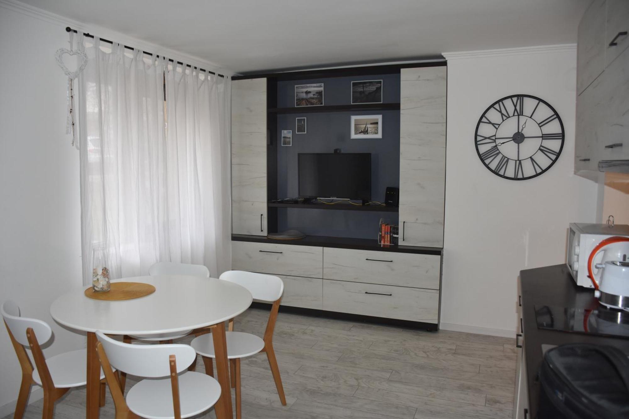 Sea Apartment / Апартамент До Морето Varna Bagian luar foto